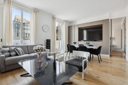 Appartement Luxueux avec Terrasse et Jacuzzi - image 8