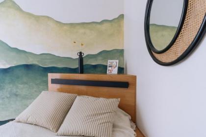 Bright & Tranquil 1BD Flat Montmartre! - image 10