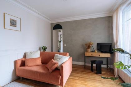 Bright & Tranquil 1BD Flat Montmartre! - image 9