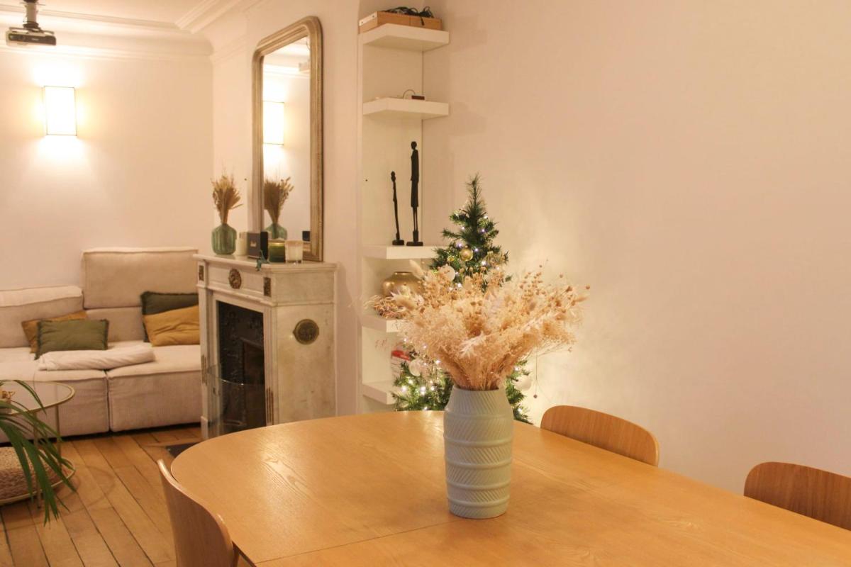 Spacious and practical apartment in Paris 18th - image 4