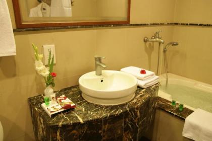 Hotel One Gulberg - image 4