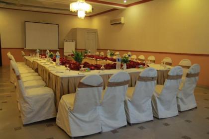 Hotel One Multan Lalazaar - image 12