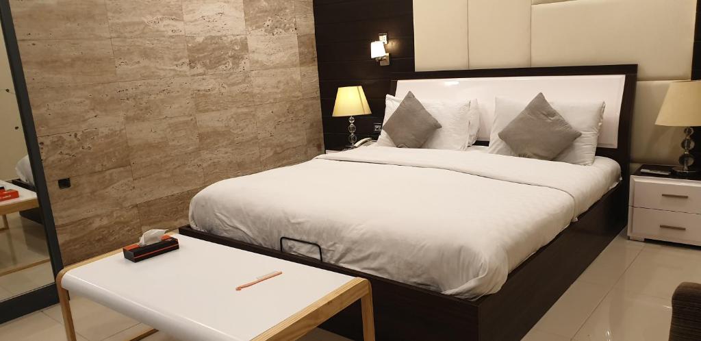 Gofas Lodge - image 5