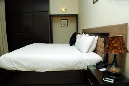 Royal Elegance Hotel - image 18