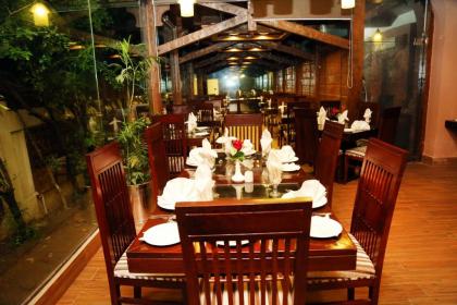 Royal Elegance Hotel - image 6