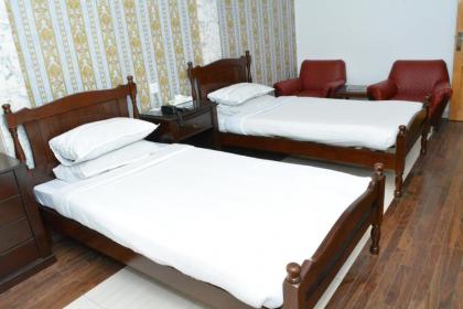Lawrence View Hotel Lahore - image 4