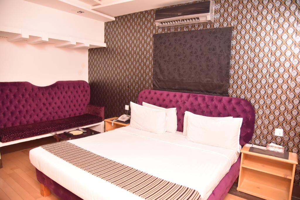 Lawrence View Hotel Lahore - image 7