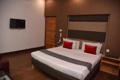 Lawrence View Hotel Lahore - image 9