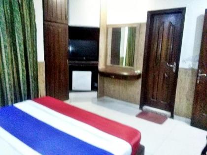 Quick Continental Hotel - image 11