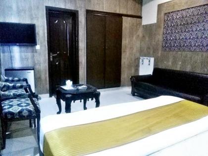 Quick Continental Hotel - image 20