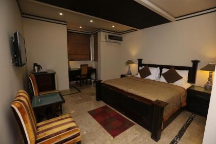 City Centre Suites - image 9