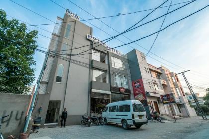 BnB Hotel - image 2