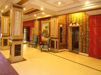 Hotel Mayfair Inn - image 16