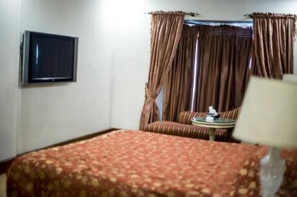 Regency Inn Hotels - image 10