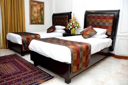 Regency Inn Hotels - image 2