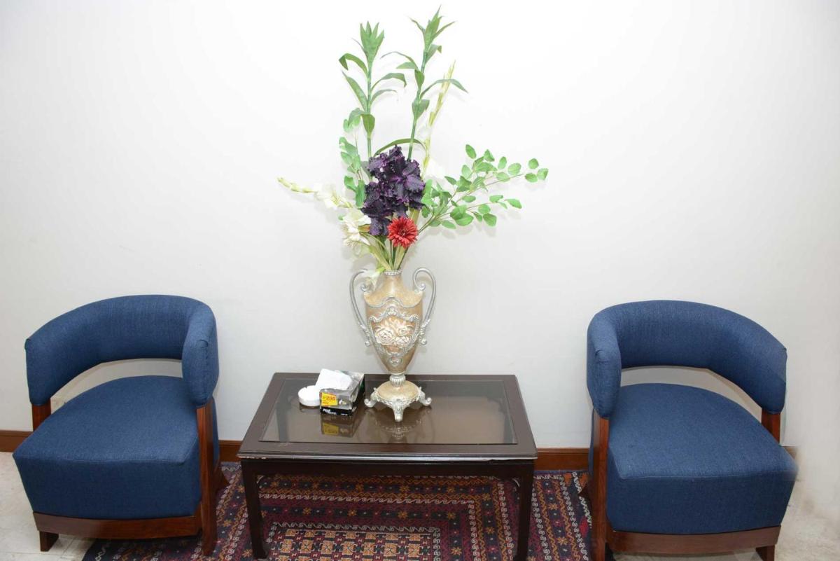 Regency Inn Hotels - image 6