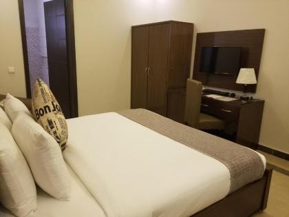 Zifan Hotel & Suites - image 12