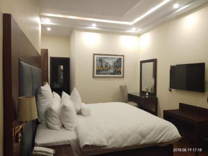 S Chalet Multan - image 15