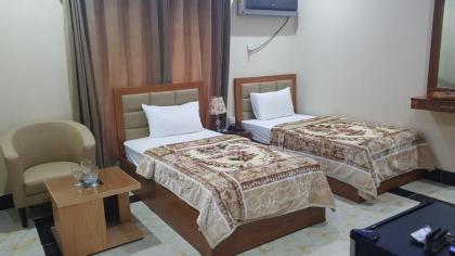 The King Hotel - image 10