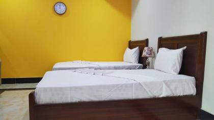 The King Hotel - image 11