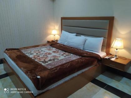 The King Hotel - image 19