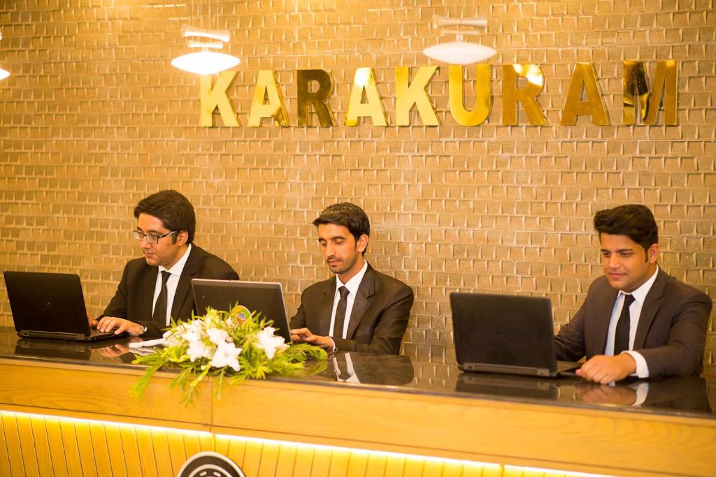 Karakuram Hotel & Restaurant - image 3