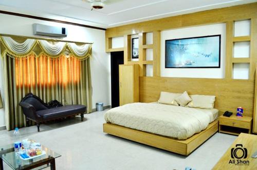 The First Hotel - image 3