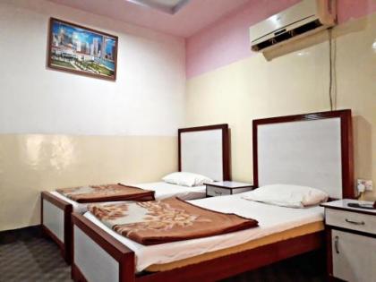 Gulberg View Hotel - Main Market - image 15