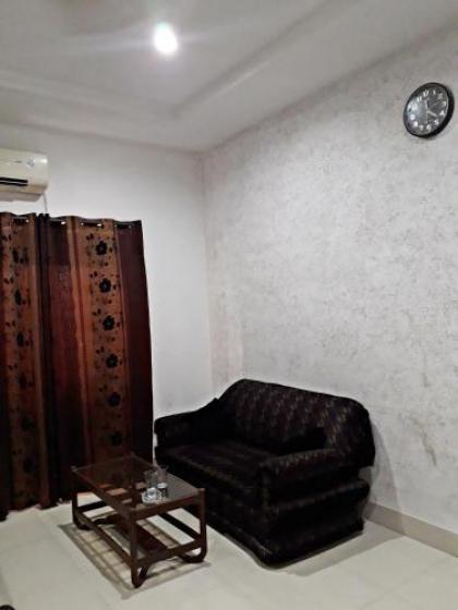 Gulberg View Hotel - Main Market - image 6
