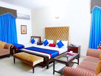 New Pakeeza Hotel - image 20