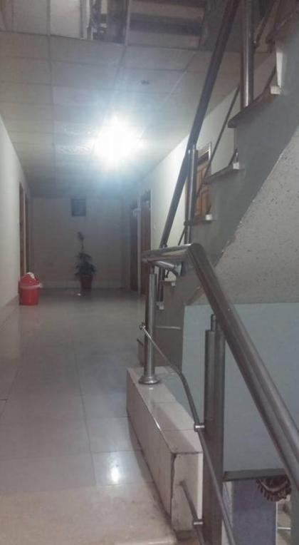 Shining Star Hotel - image 12