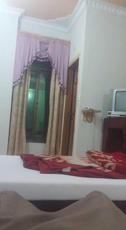 Shining Star Hotel - image 2