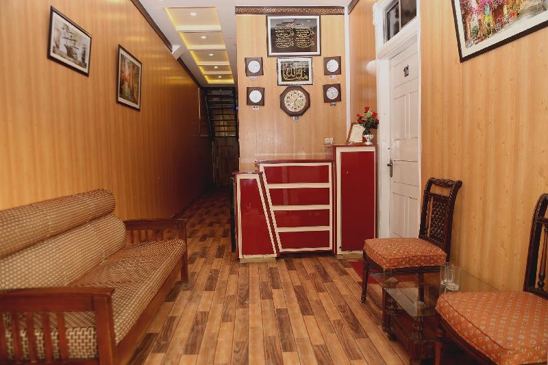Swiss Cottage Hotel - image 3