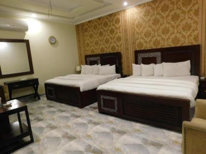 HOTEL S.R. Lounge - image 1