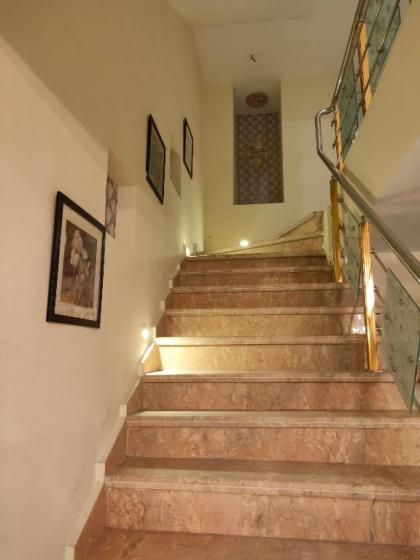 HOTEL S.R. Lounge - image 13