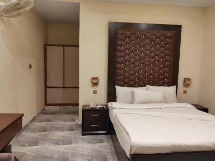 HOTEL S.R. Lounge - image 6