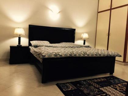 Rove Lodging - Three Bed Apartment Murree - image 4