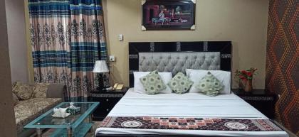 Hotel Paradise Plus - image 8