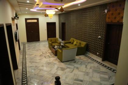 Hotel Pak Continental - image 15