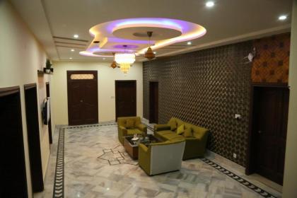 Hotel Pak Continental - image 17