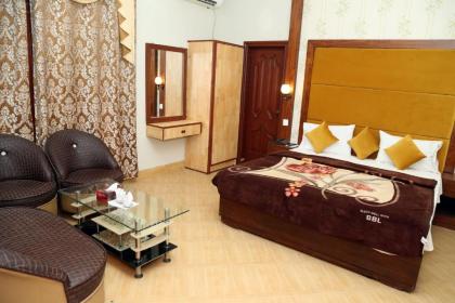 Hotel Serena Palace - image 17