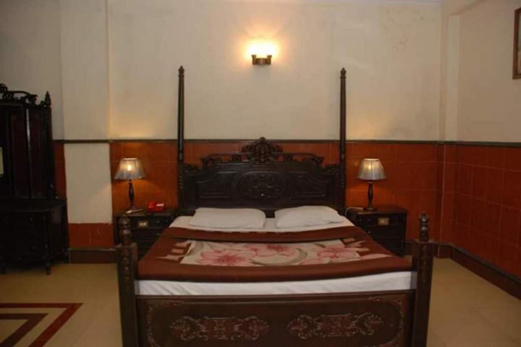 Hotel Royal Plaza - Shadman - main image