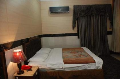 Hotel Royal Plaza - Shadman - image 10