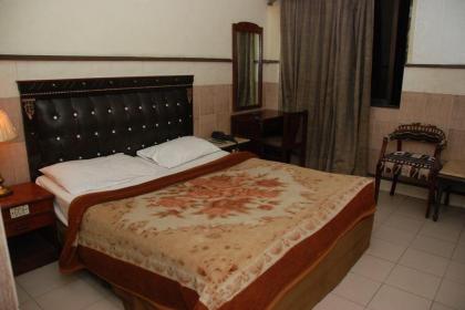 Hotel Royal Plaza - Shadman - image 15