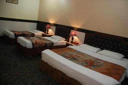 Hotel Royal Plaza - Shadman - image 16