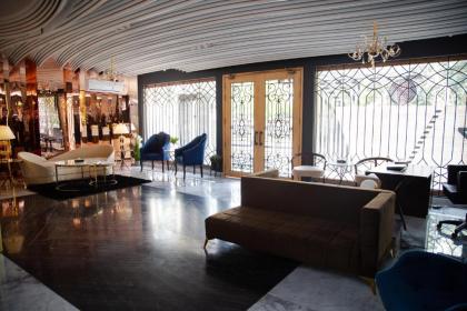 Belmorris Hotels & Resorts - image 10
