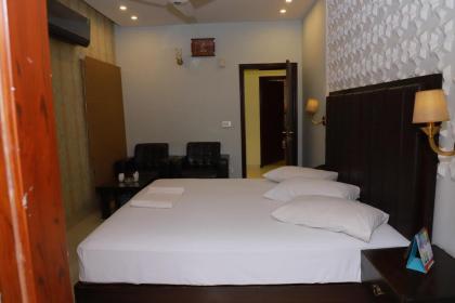 Hotel Royal one Multan - image 14