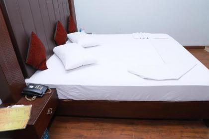 Hotel Royal one Multan - image 17