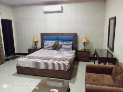 Hotel Gulberg Lodges Hali Road - image 7