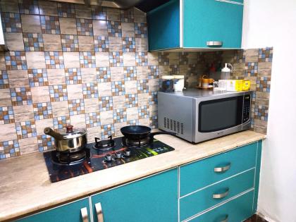 Fully Serviced Holiday Home Near Lahore Ring Road - image 18